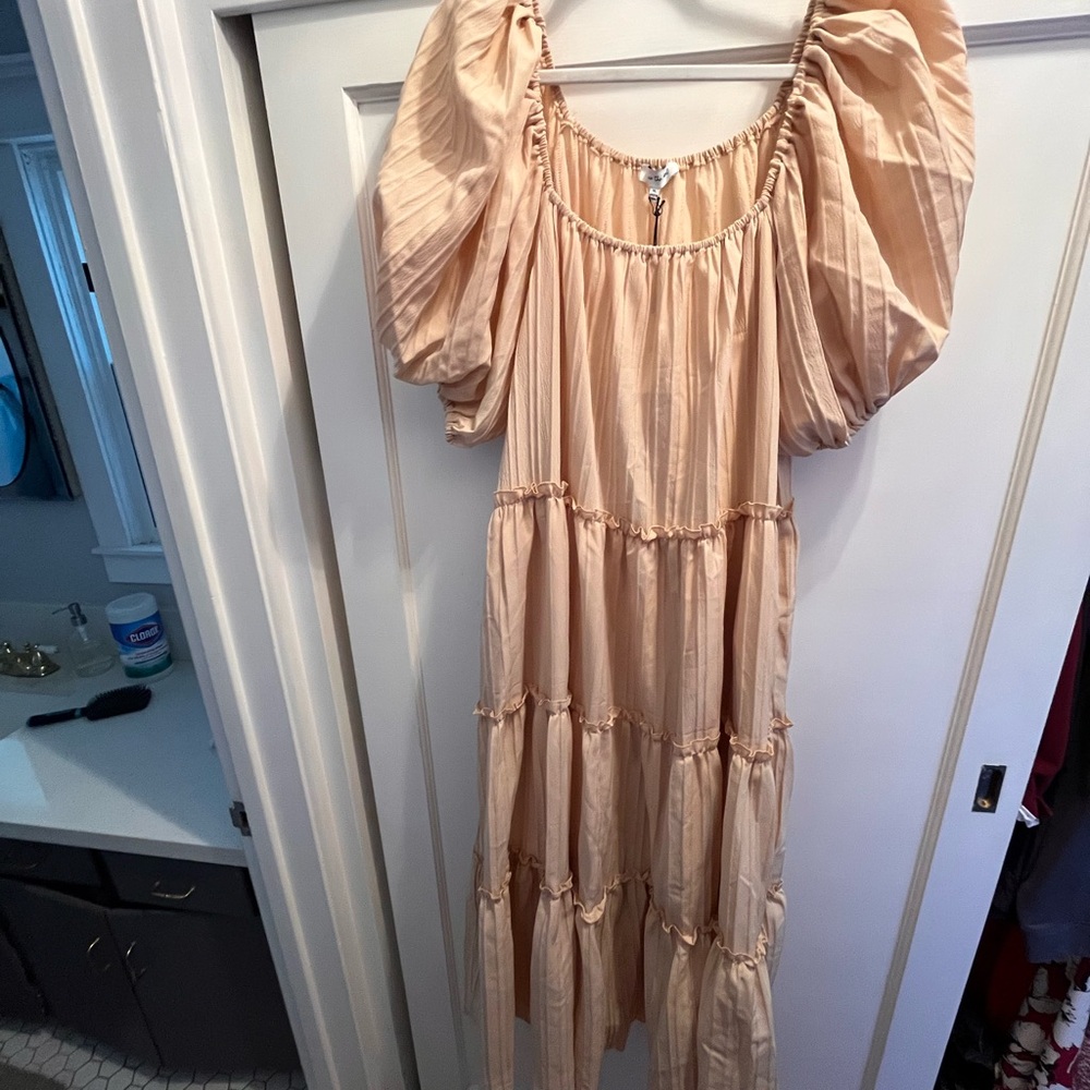 NWT Cream Puff Sleeve Tiered Maxi Dress - Maternity